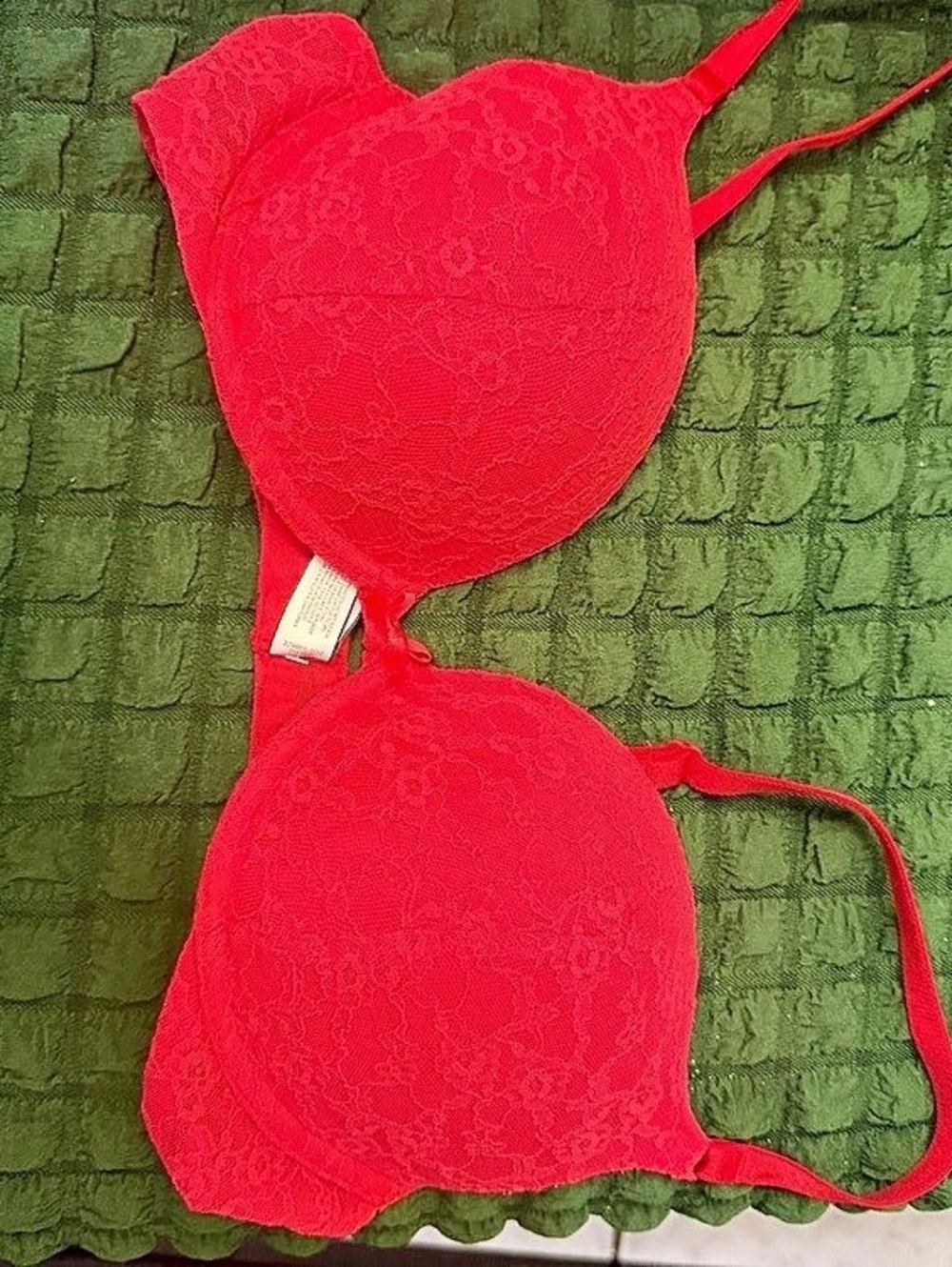 Victoria's Secret Lace Bra in Red Size 36C